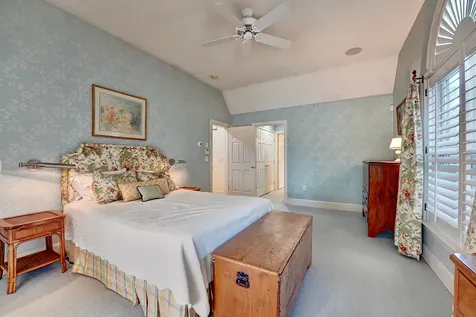 579 Sagamore Avenue Portsmouth NH 03801