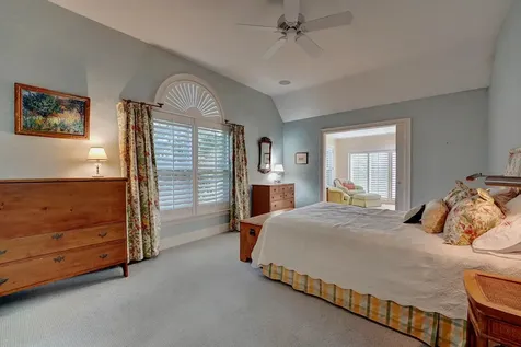 579 Sagamore Avenue Portsmouth NH 03801