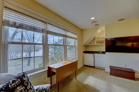 579 Sagamore Avenue Portsmouth NH 03801