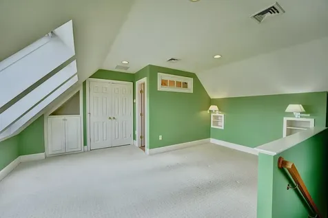 579 Sagamore Avenue Portsmouth NH 03801