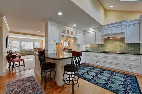 579 Sagamore Avenue Portsmouth NH 03801