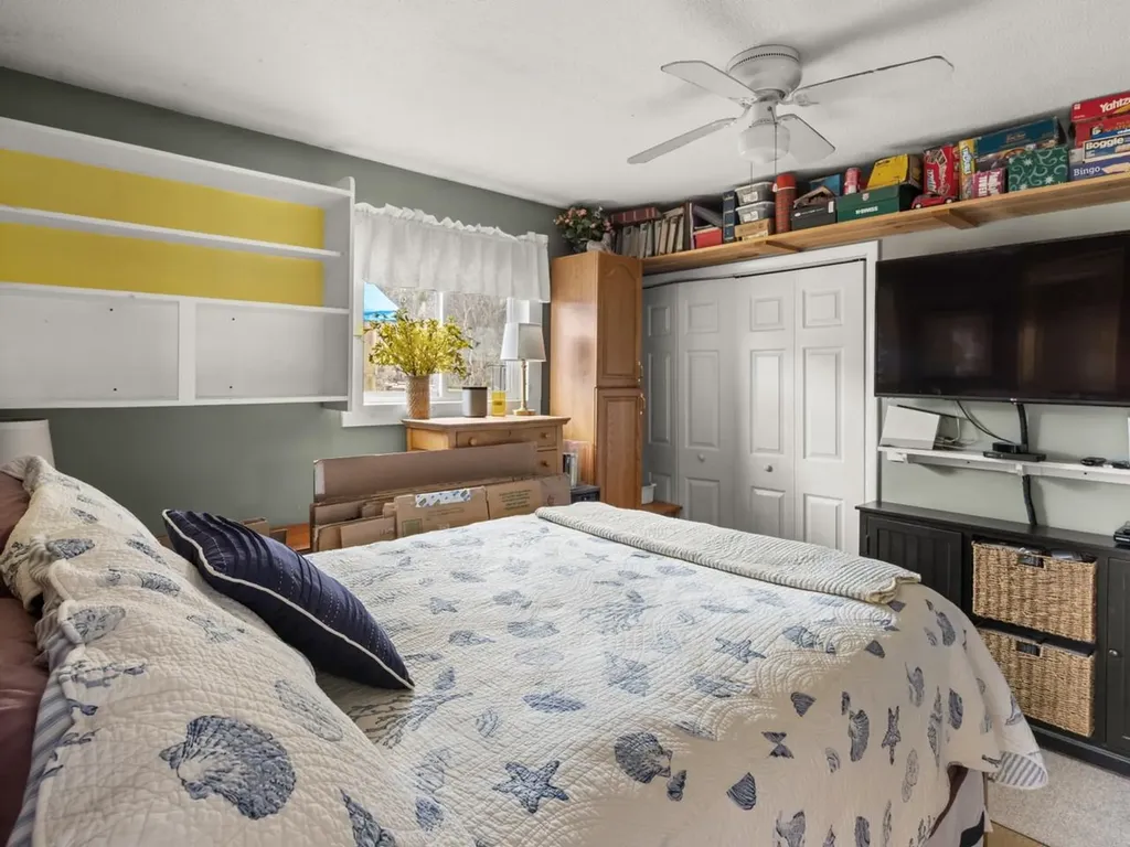 168 Place Road West Hinesburg VT 05461