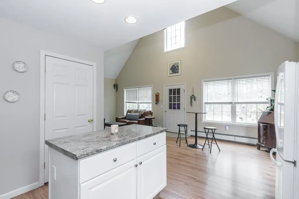 439 Silver Pine Lane Tamworth NH 03886