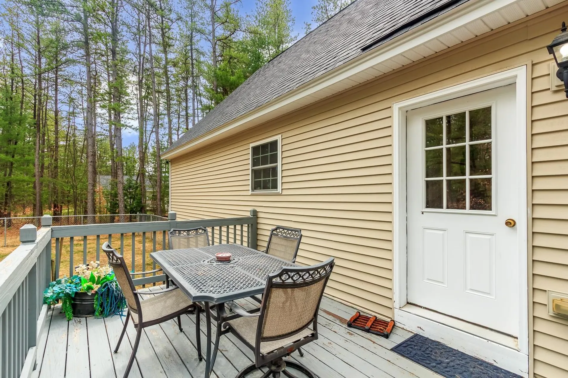 439 Silver Pine Lane Tamworth NH 03886