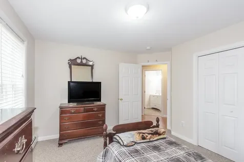 439 Silver Pine Lane Tamworth NH 03886