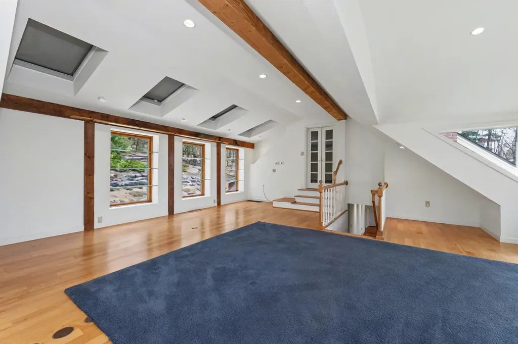 19 Highland Drive Amherst NH 03031
