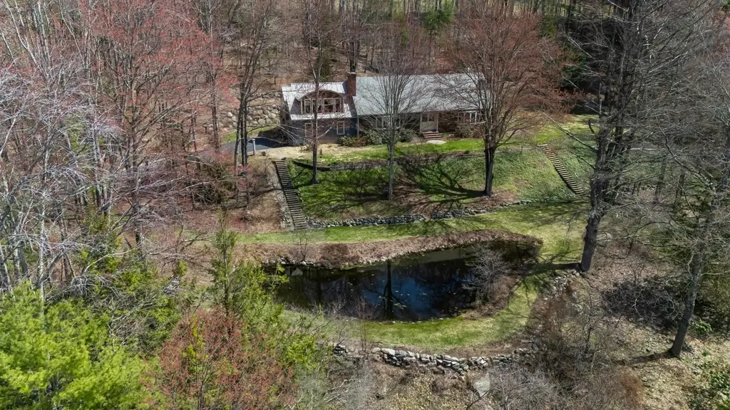 19 Highland Drive Amherst NH 03031