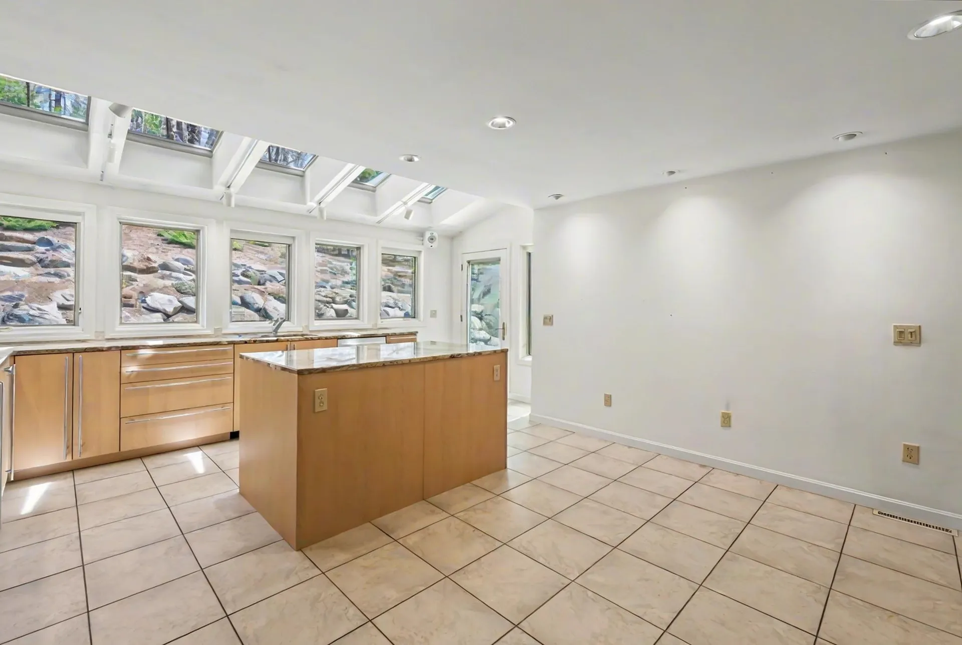 19 Highland Drive Amherst NH 03031