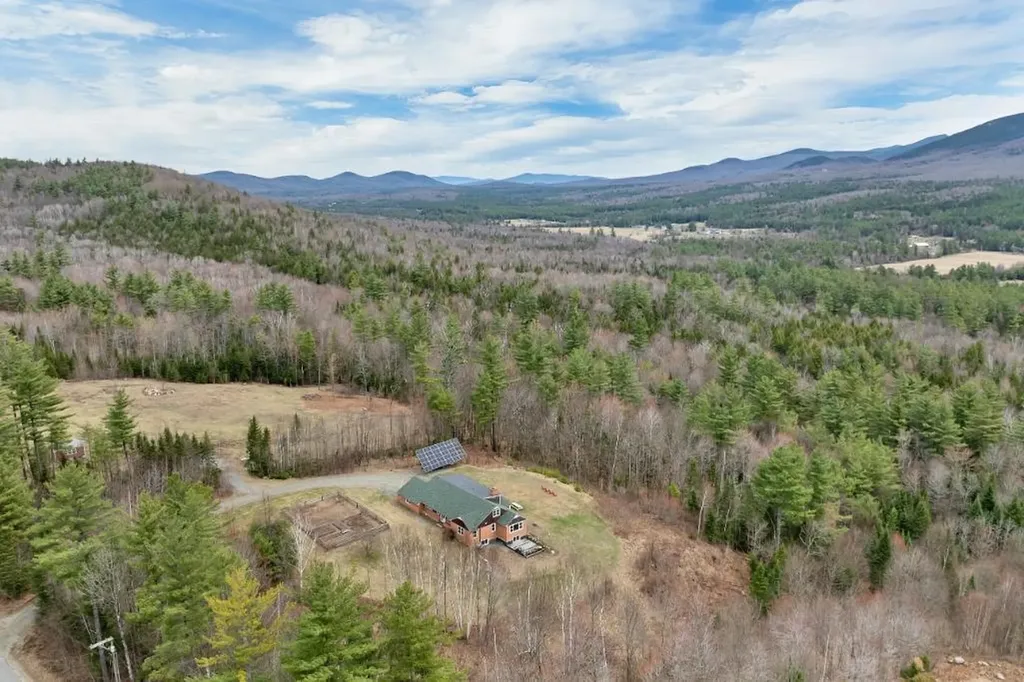 340 Sugar Hill Road Easton NH 03580