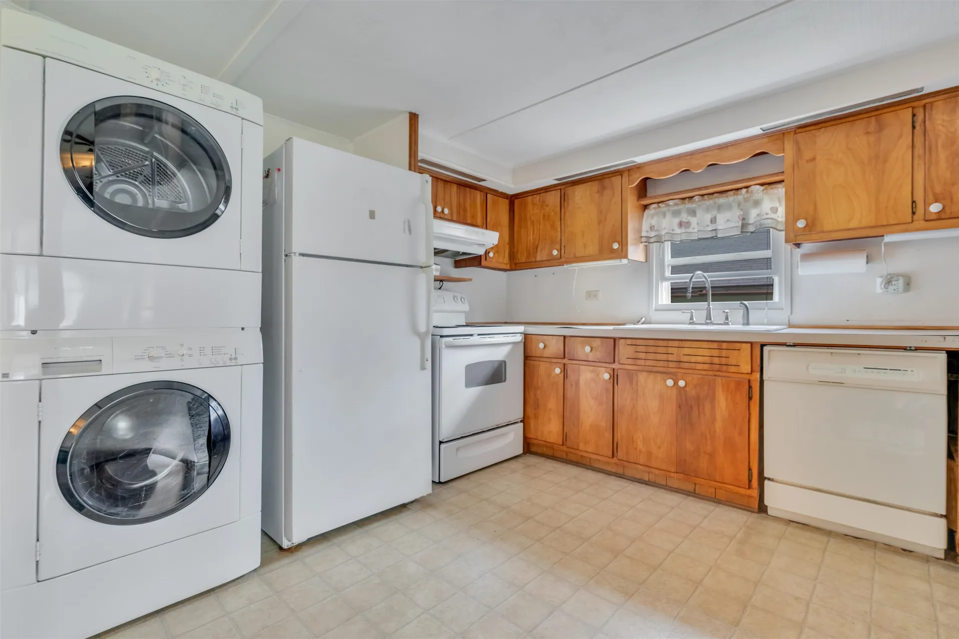 827 Franklin Pierce Highway Barrington NH 03825