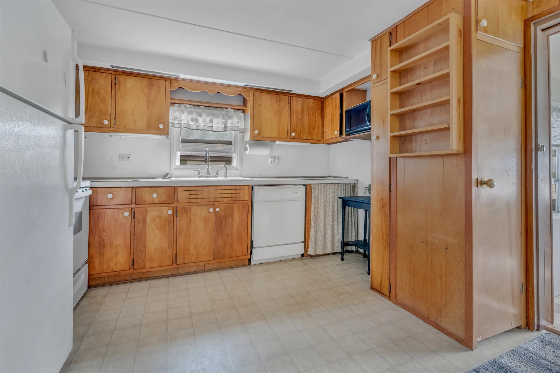 827 Franklin Pierce Highway Barrington NH 03825