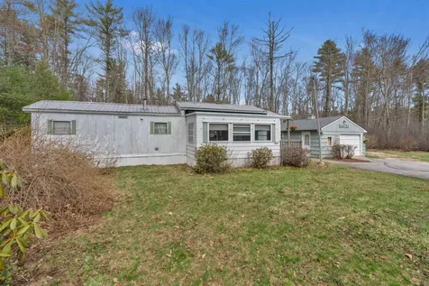 827 Franklin Pierce Highway Barrington NH 03825