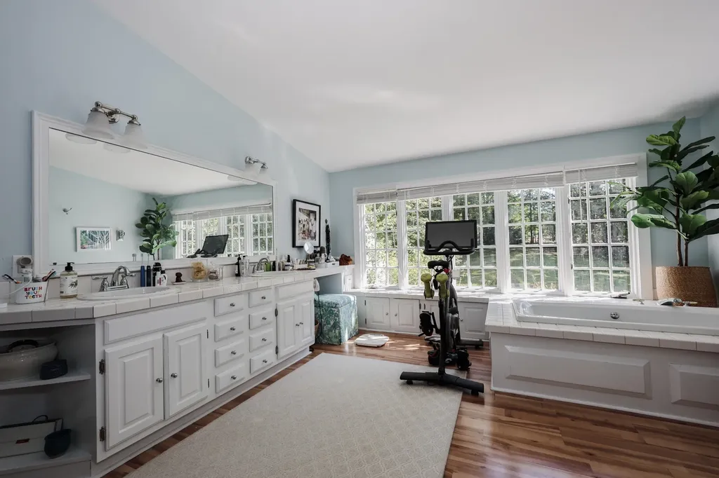 89 Old Henniker Road Hopkinton NH 03229
