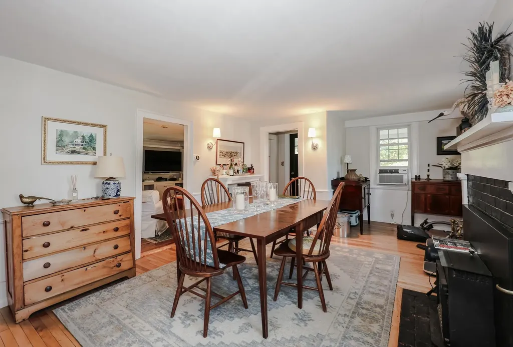 89 Old Henniker Road Hopkinton NH 03229