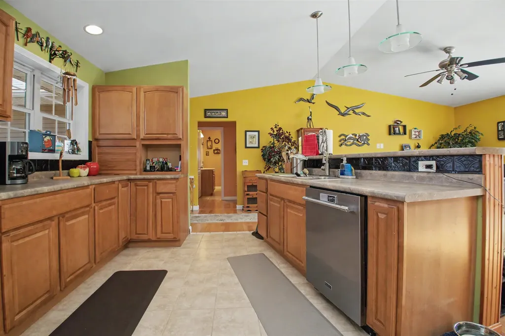 5 Ted Road Milton VT 05468-3985