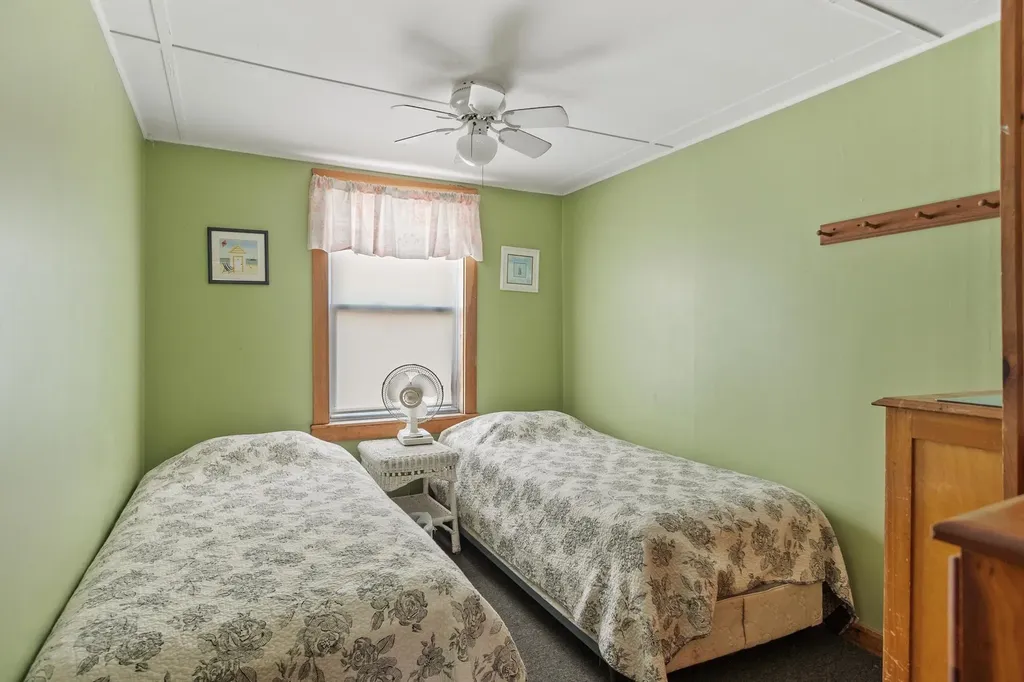 56 Nudd Avenue Hampton NH 03942