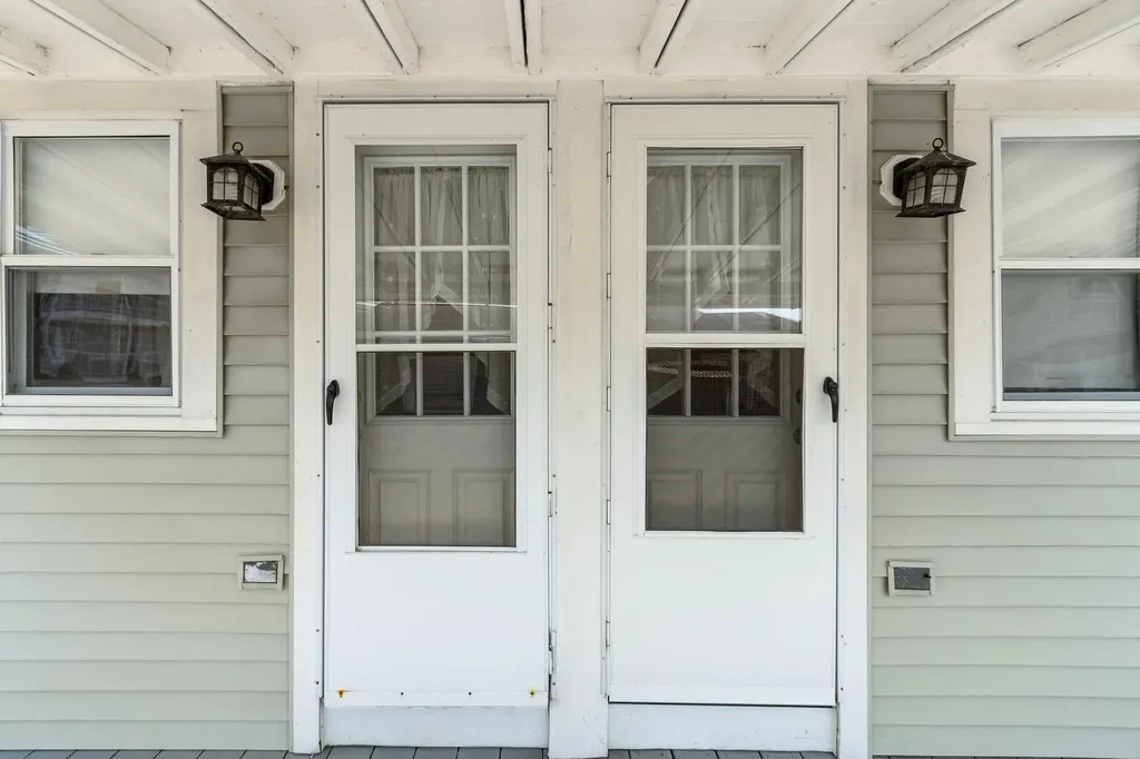 56 Nudd Avenue Hampton NH 03942