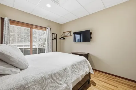 41 Glendale Place Gilford NH 03249