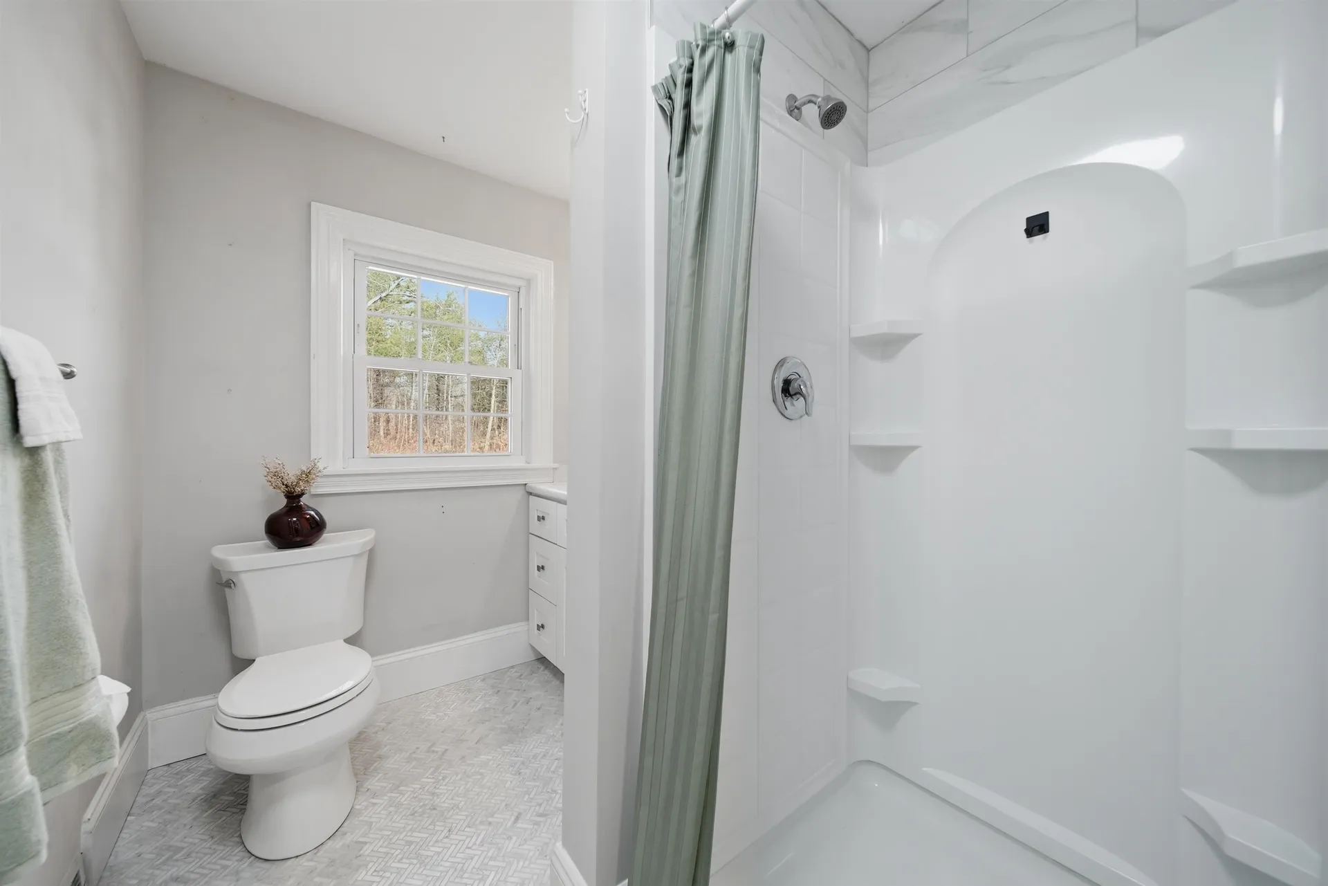 209 Hooksett Road Auburn NH 03032