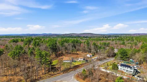 209 Hooksett Road Auburn NH 03032
