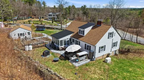 209 Hooksett Road Auburn NH 03032