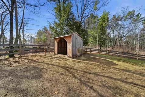 209 Hooksett Road Auburn NH 03032