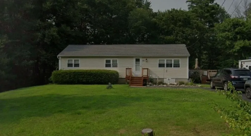 126 Farmer Road Hooksett NH 03106