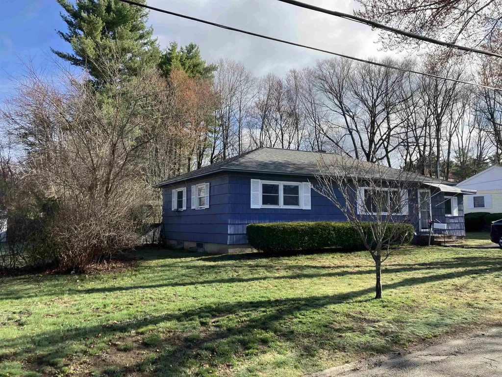 120 Purdue Street Manchester NH 03103