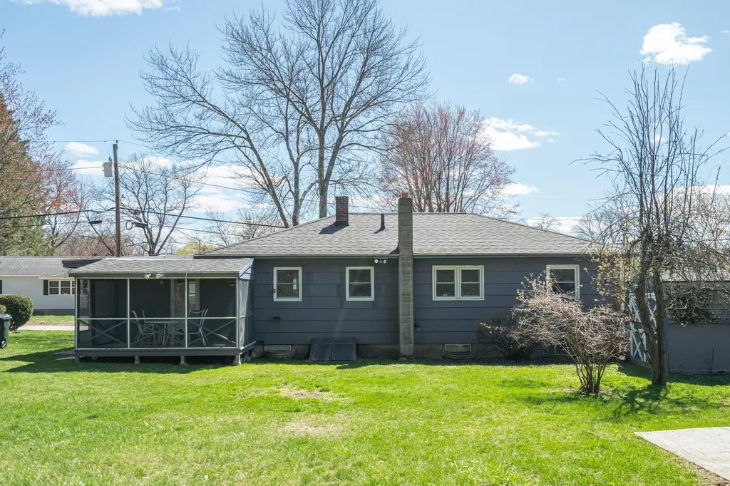 120 Purdue Street Manchester NH 03103
