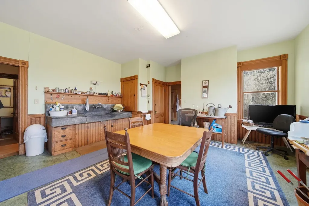 117 New Boston Road Bedford NH 03110