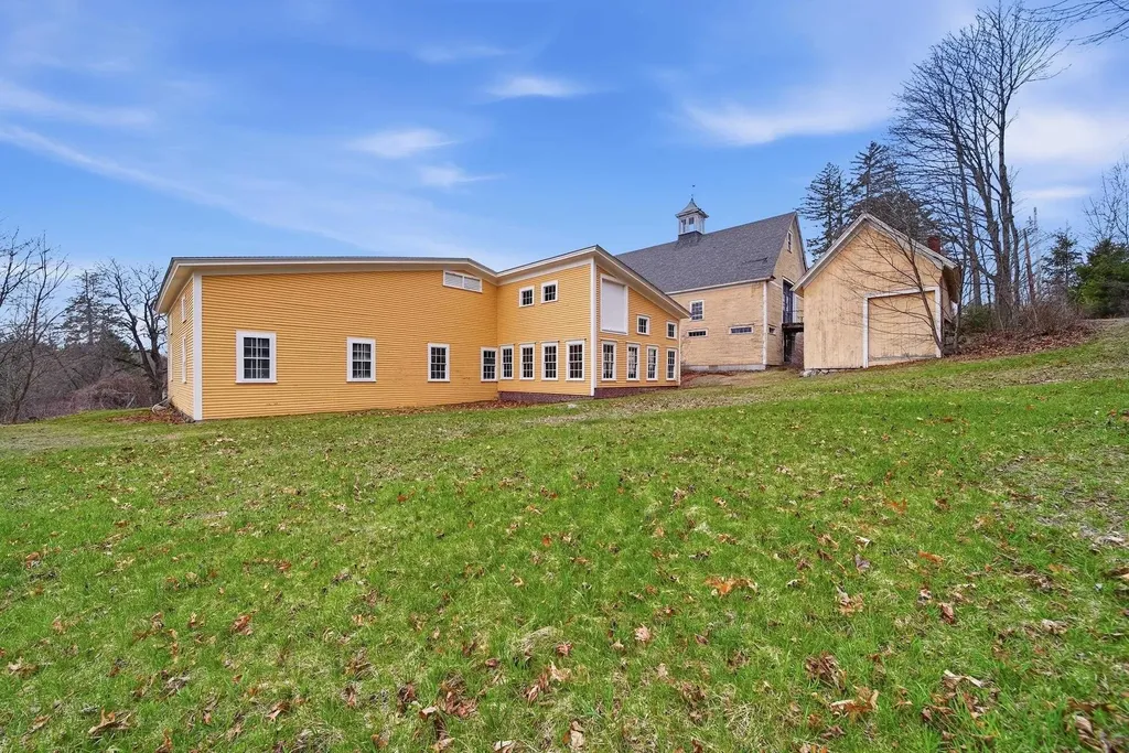 117 New Boston Road Bedford NH 03110