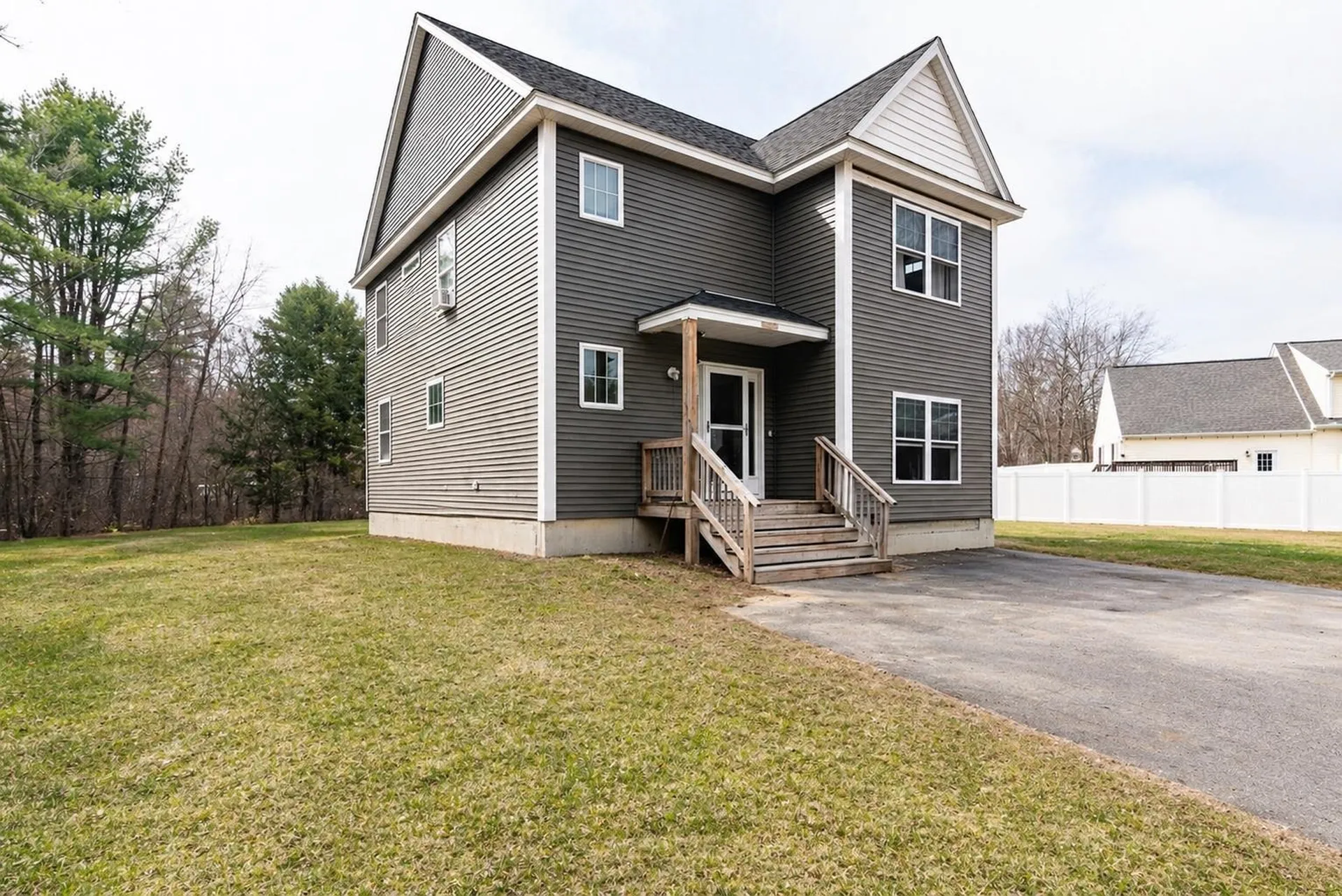 10 Norway Plains Road Rochester NH 03868
