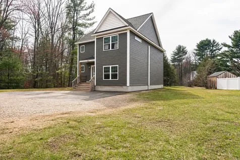 10 Norway Plains Road Rochester NH 03868