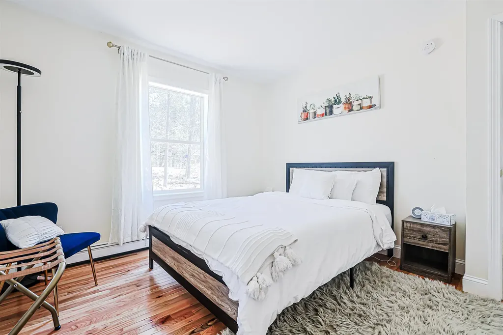 5 Maggie Lane New Durham NH 03855
