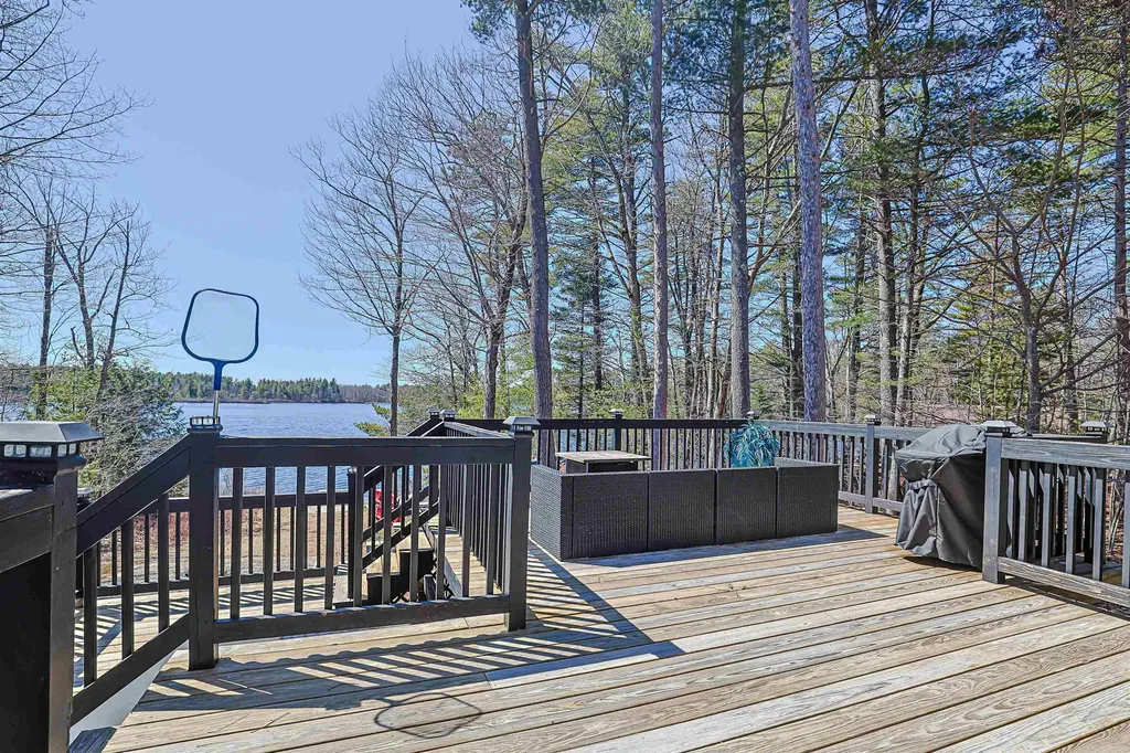 5 Maggie Lane New Durham NH 03855