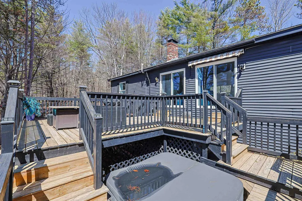 5 Maggie Lane New Durham NH 03855