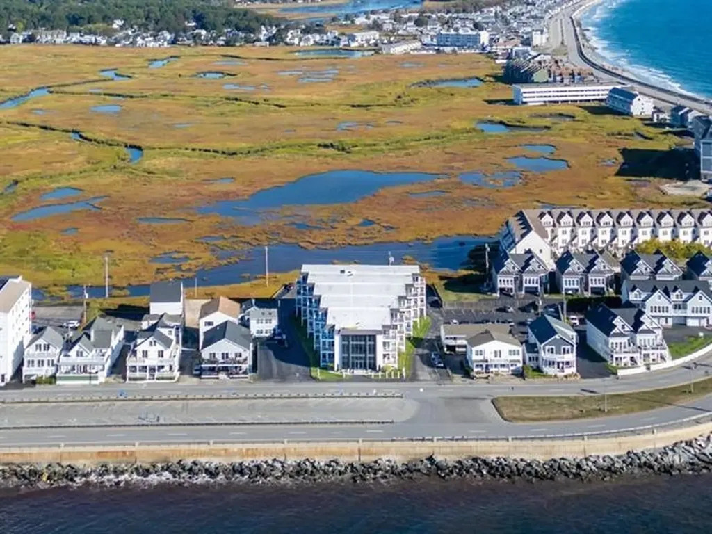 493 Ocean Boulevard Hampton NH 03842