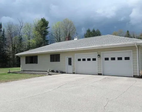 81 Hill Street Lyndon VT 05851