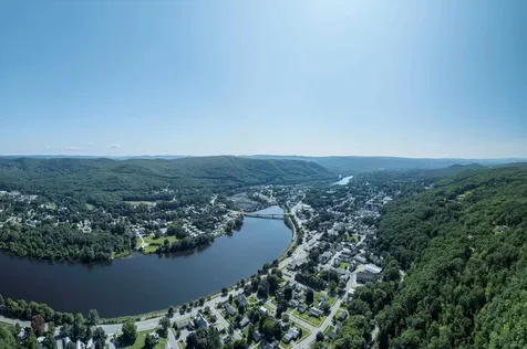 Crotty Drive Rockingham VT 05101