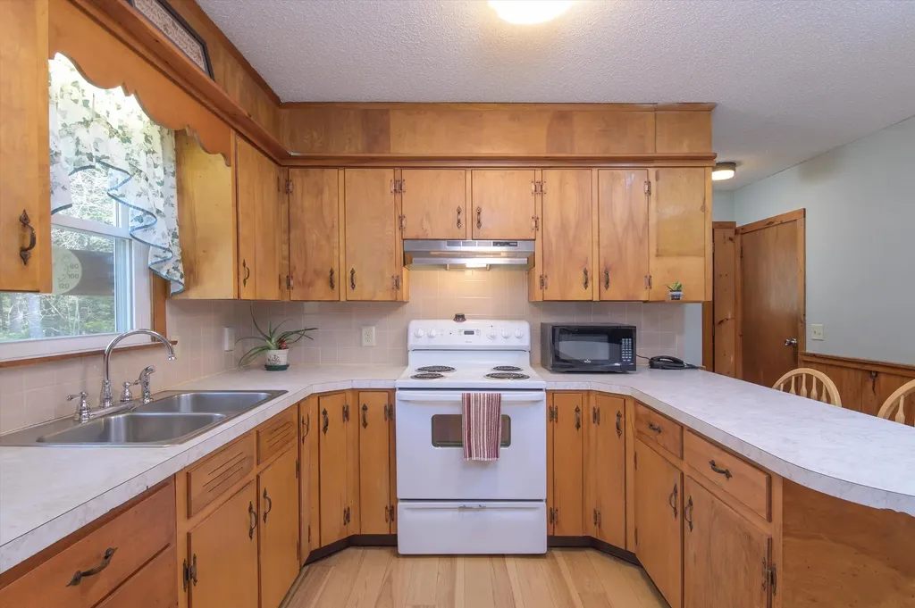 501 Stoughton Pond Road Weathersfield VT 05151
