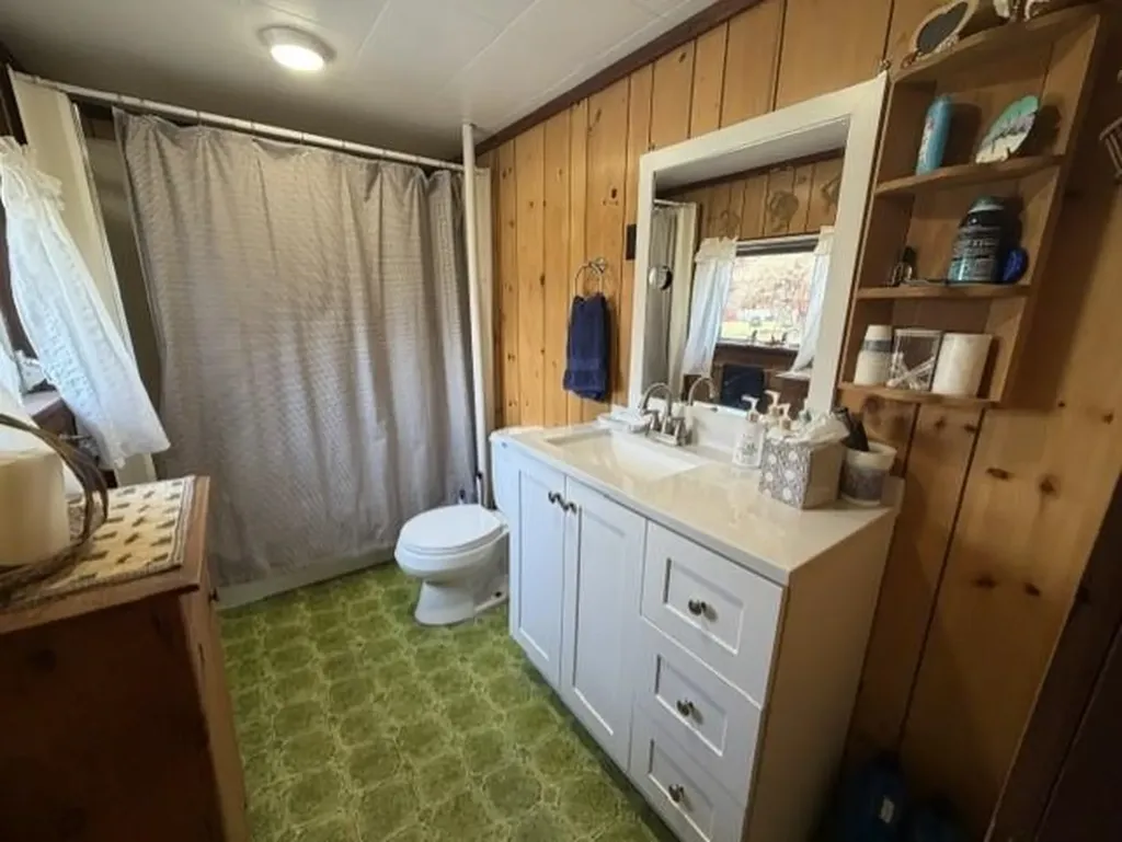 569 Torrey Lane Shoreham VT 05770