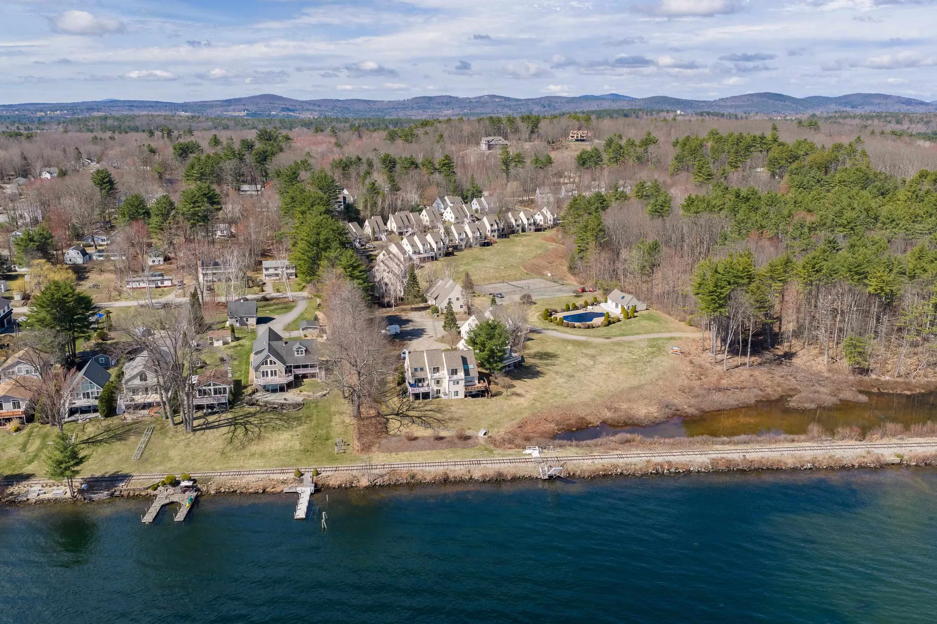 23 Starboard Way Laconia NH 03246