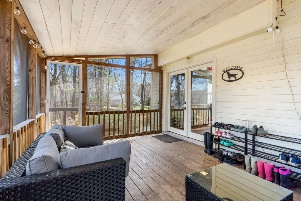 11 Fairway Drive Amherst NH 03031