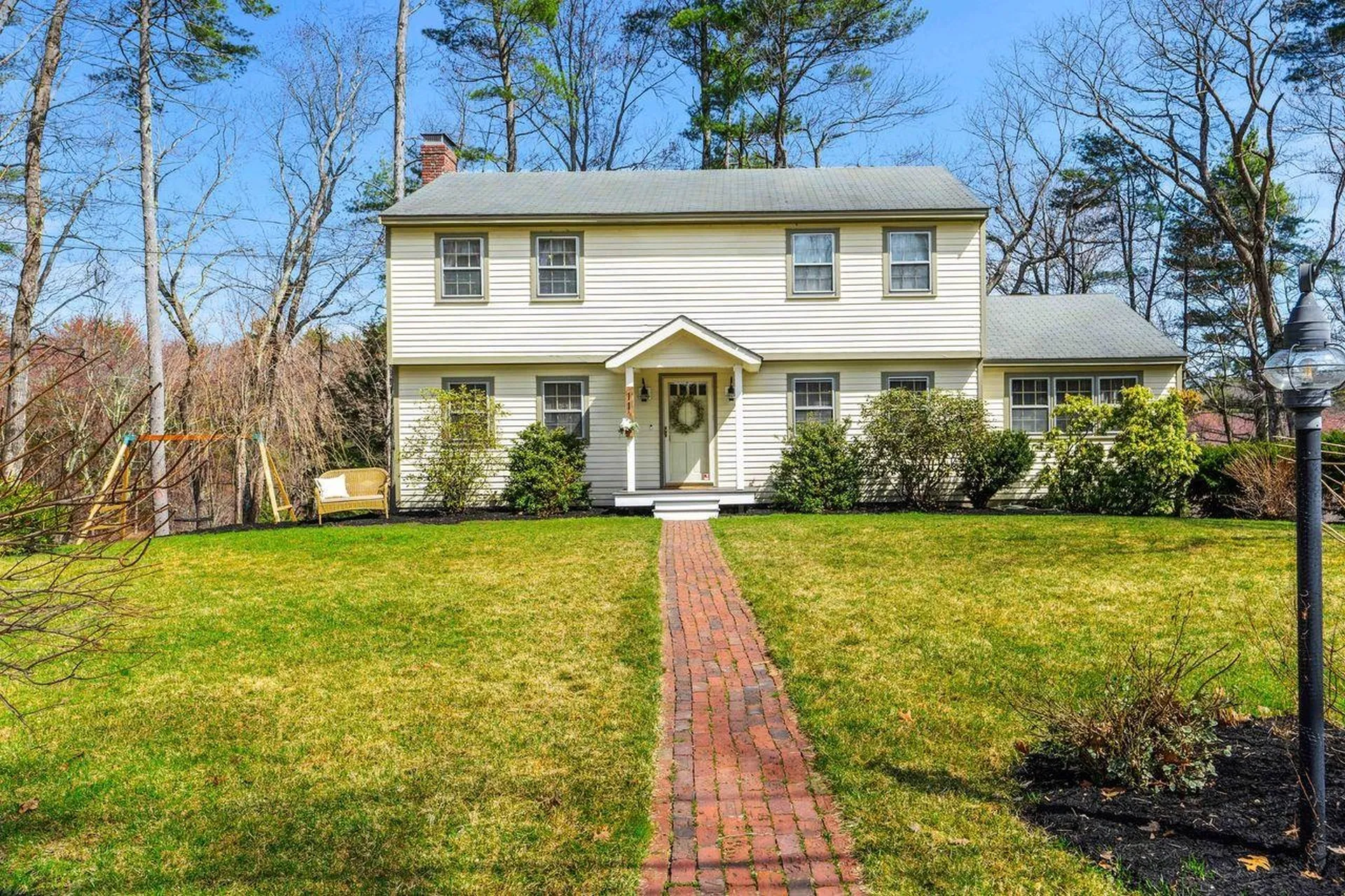 11 Fairway Drive Amherst NH 03031