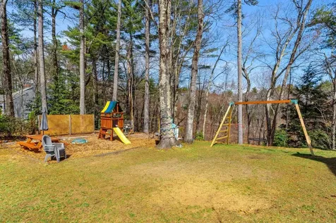 11 Fairway Drive Amherst NH 03031