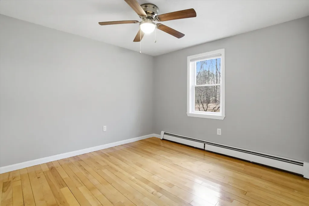 23 Mcquestion Road Merrimack NH 03054