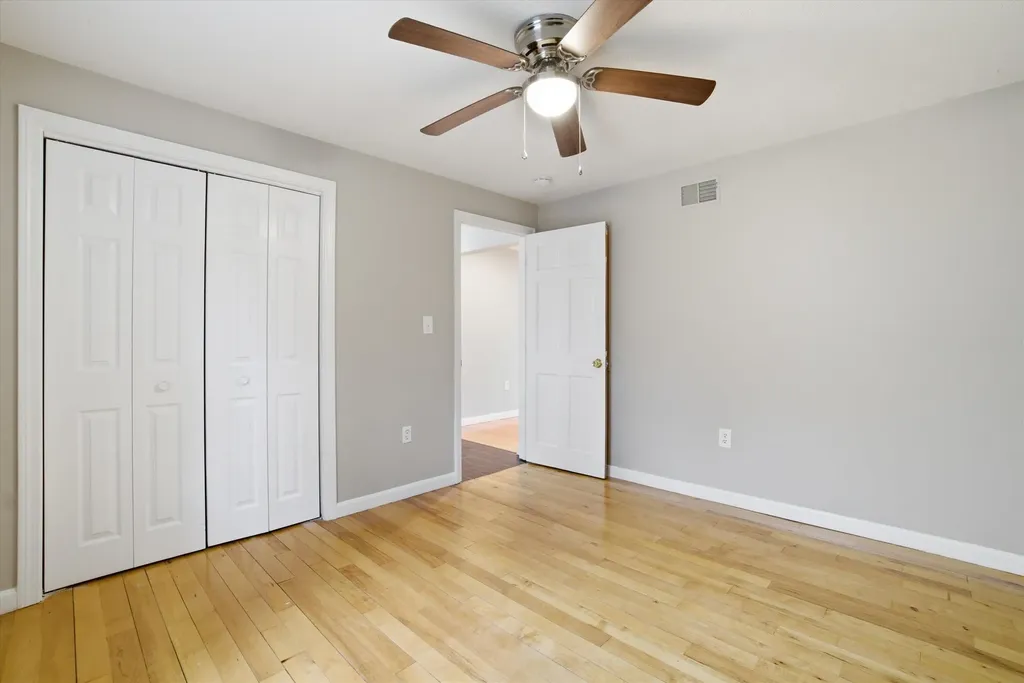 23 Mcquestion Road Merrimack NH 03054