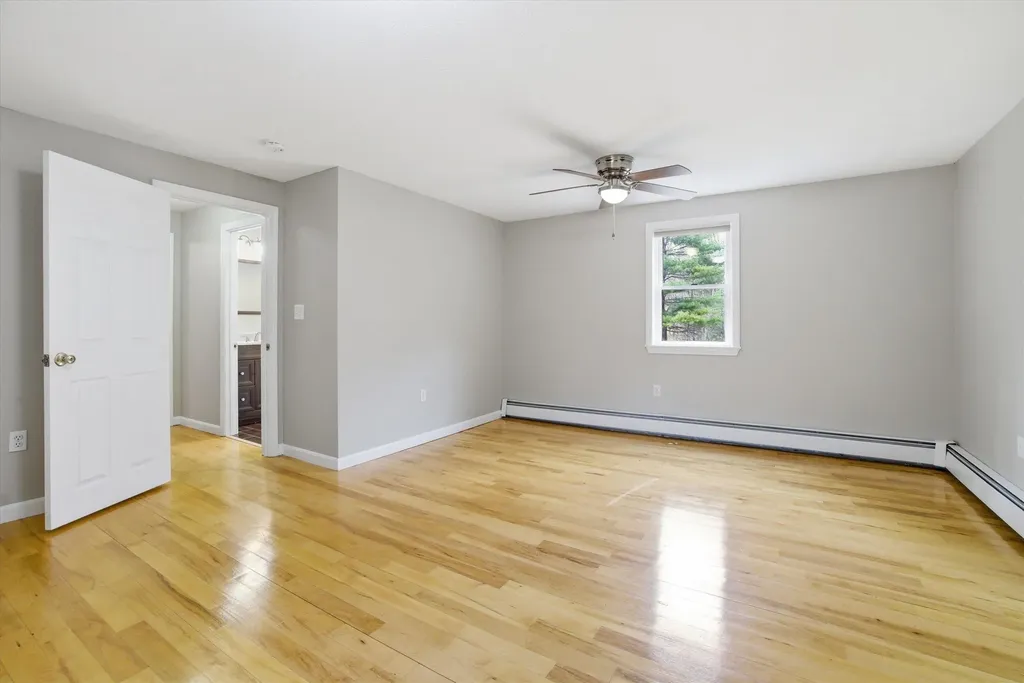 23 Mcquestion Road Merrimack NH 03054