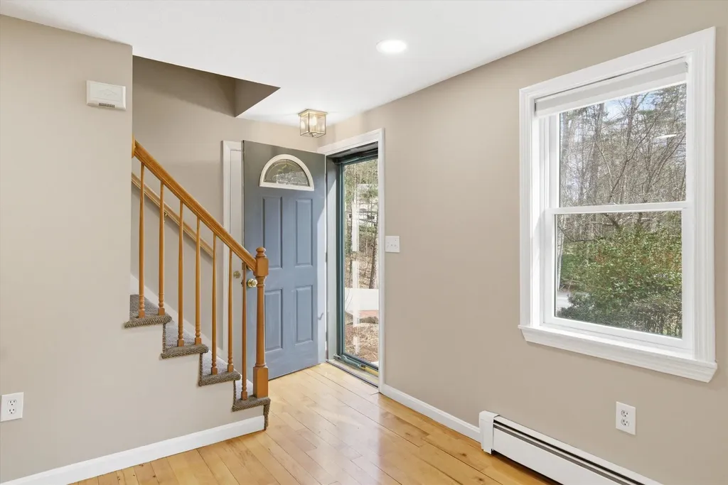 23 Mcquestion Road Merrimack NH 03054