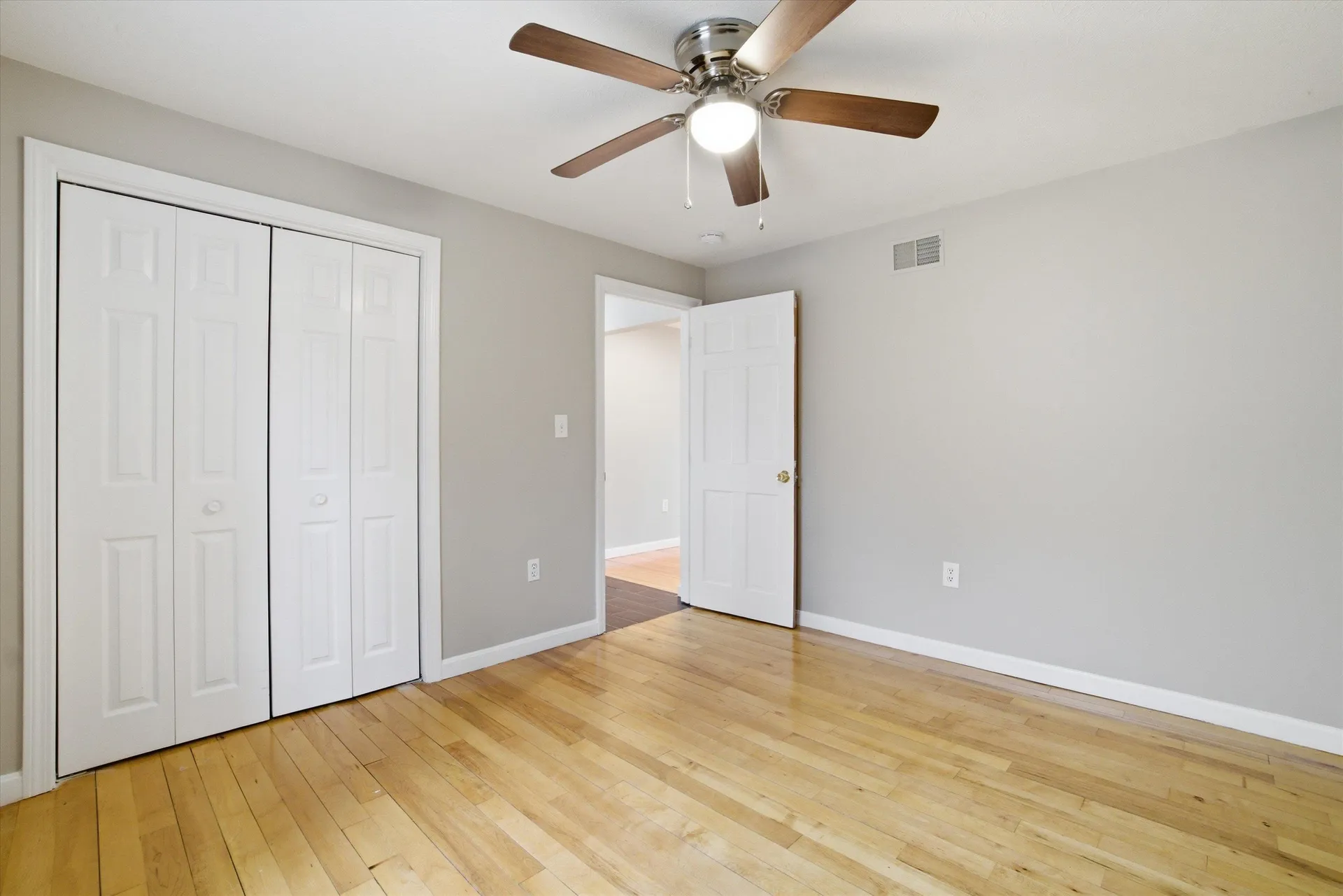 23 Mcquestion Road Merrimack NH 03054